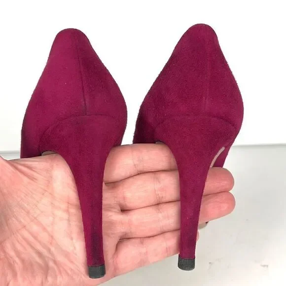 PRADA Suede Classic Pumps